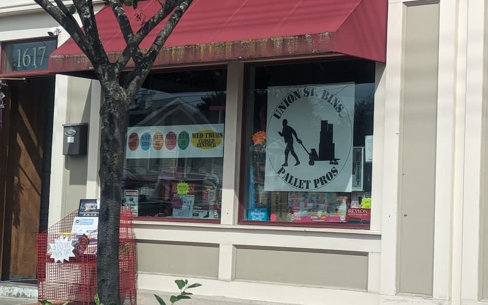 Bargain City Bin Store storefront