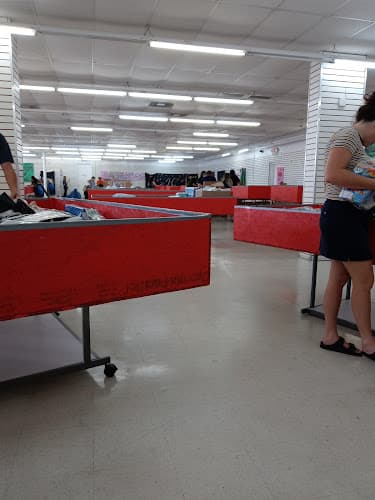 Deal Daze storefront