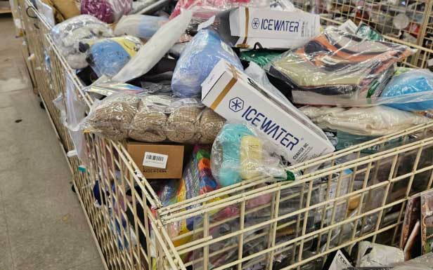 The Loot Company storefront