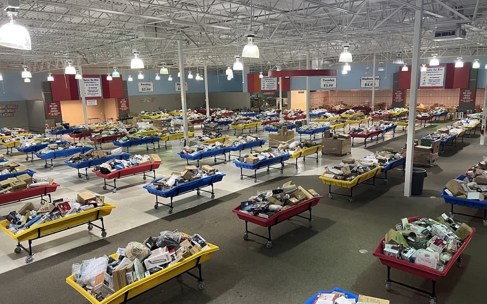 Where Ya Bin North Canton storefront