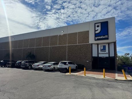 Goodwill Bargain Barn - Sarasota Goodwill bins in Sarasota, Florida