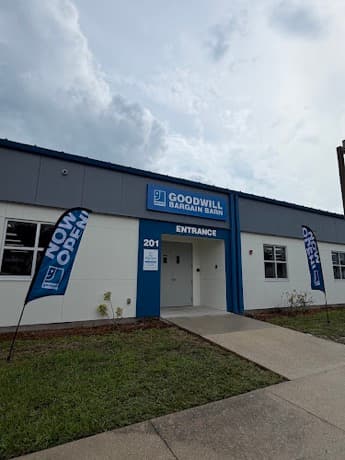 Goodwill Bargain Barn - Venice Goodwill bins in Venice, Florida