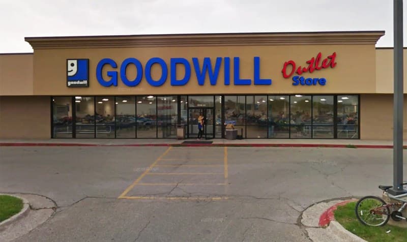 Goodwill Outlet Des Moines storefront