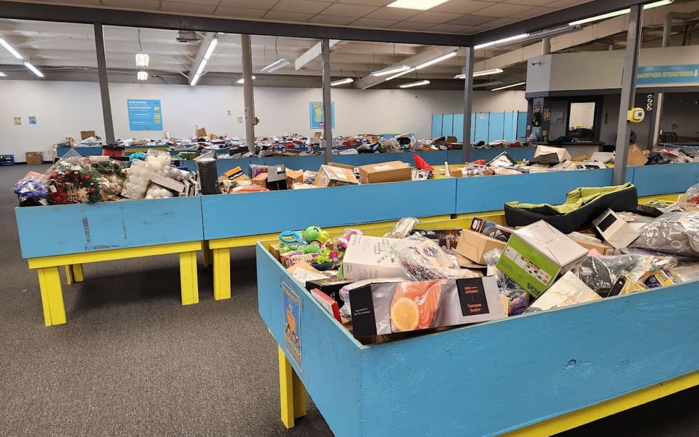 DaaBIN Store - Rocky Mount, NC storefront