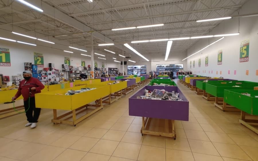 Lori's Bargain and Bin Store LLC storefront