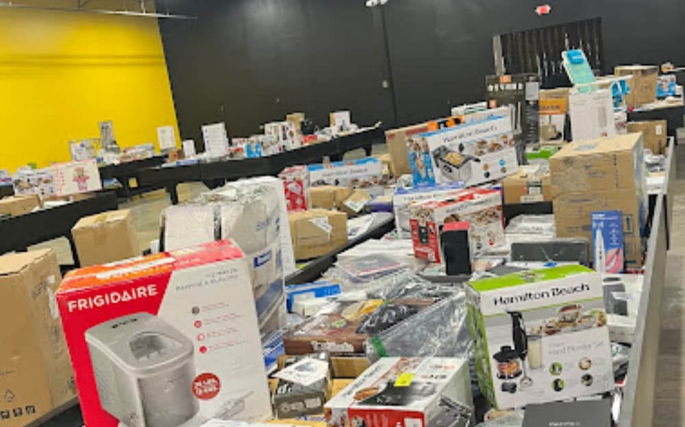 Treasure Hunt Liquidators Bin Mega Store storefront