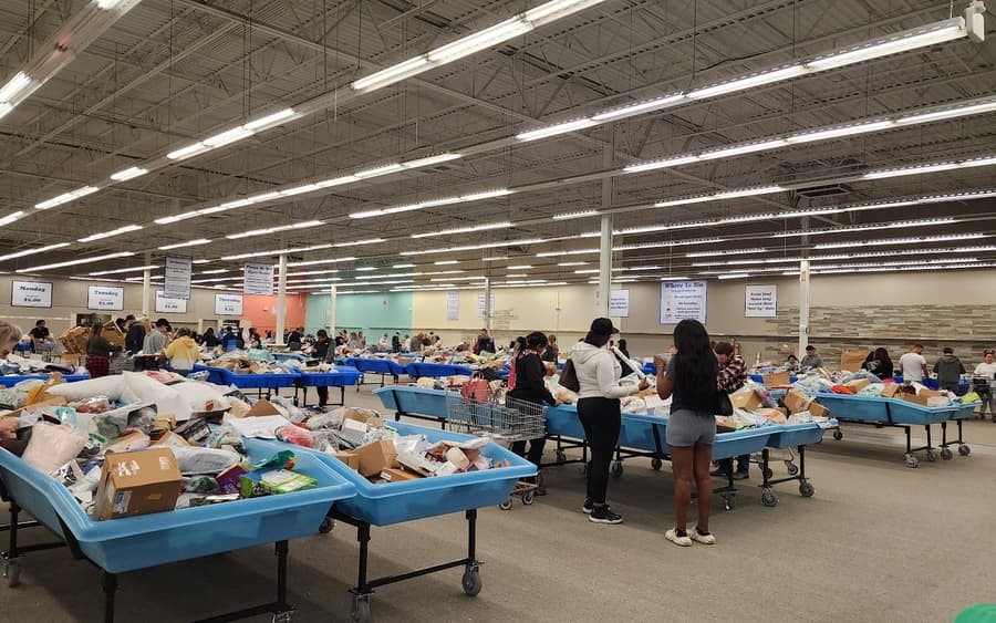 Where Ya Bin Matthews storefront