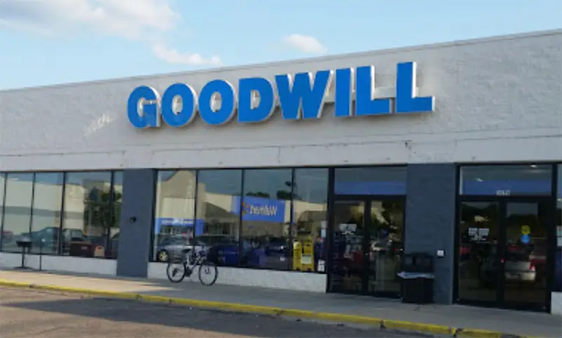 Goodwill Outlet Charlotte storefront