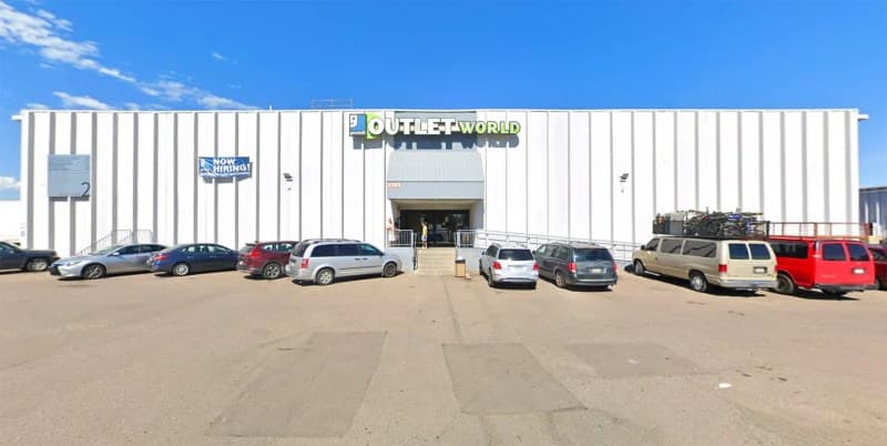 Goodwill Outlet Englewood storefront