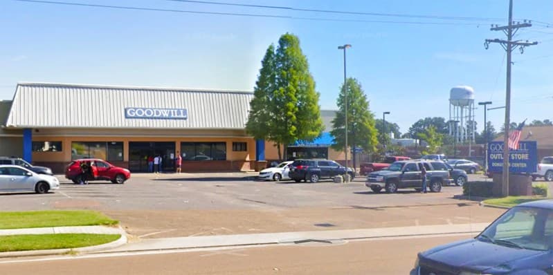 Goodwill Outlet Hernando storefront