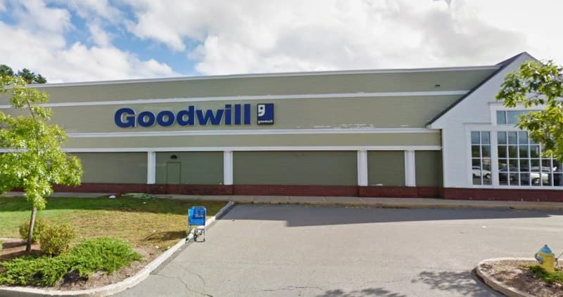 Goodwill Outlet Hudson storefront