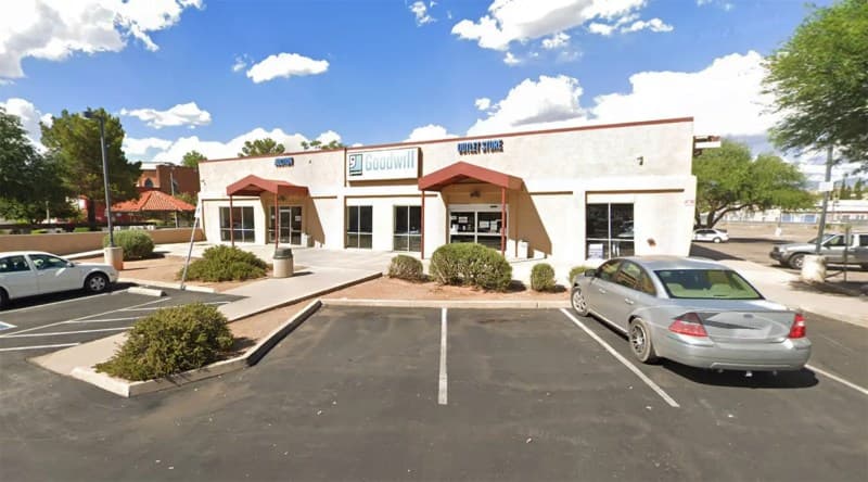 Goodwill Outlet Nogales storefront