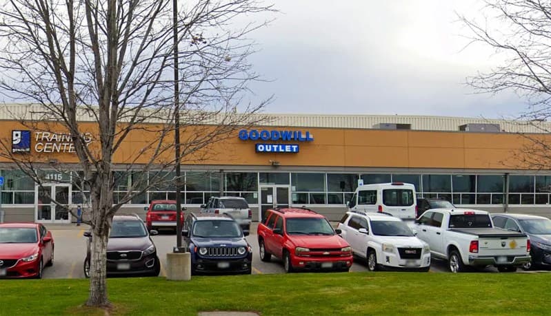 Goodwill Outlet Omaha storefront