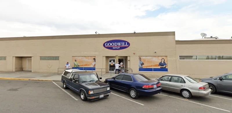 Goodwill Outlet Pasco storefront